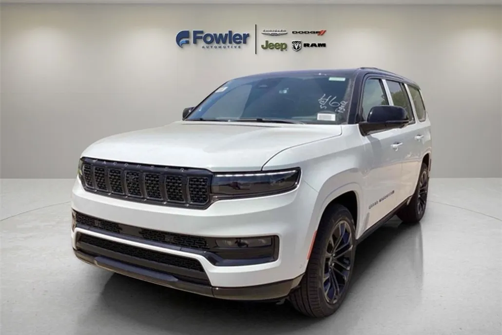 2024 Jeep Grand Wagoneer II photo 1