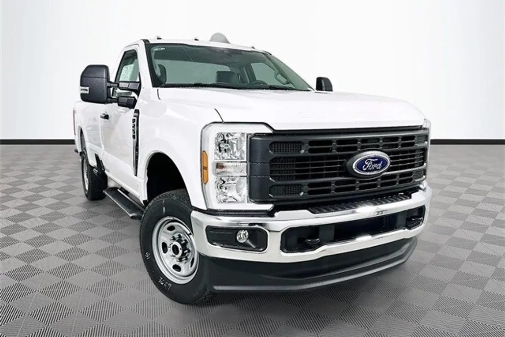 2025 Ford F-250 XL photo 1
