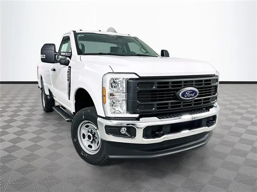 2025 Ford F-250 XL photo 1
