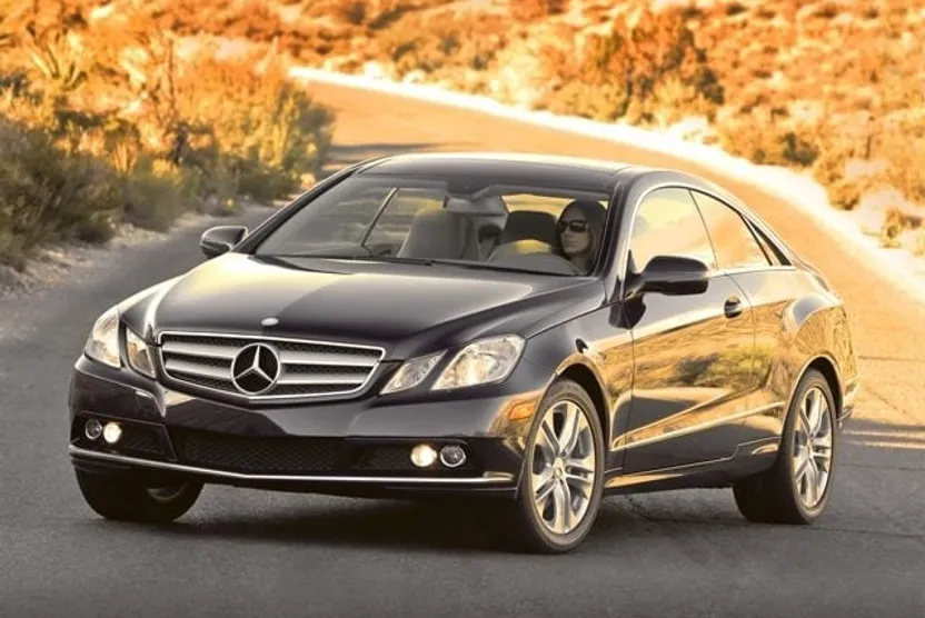 2010 Mercedes Benz E Coupe photo 1