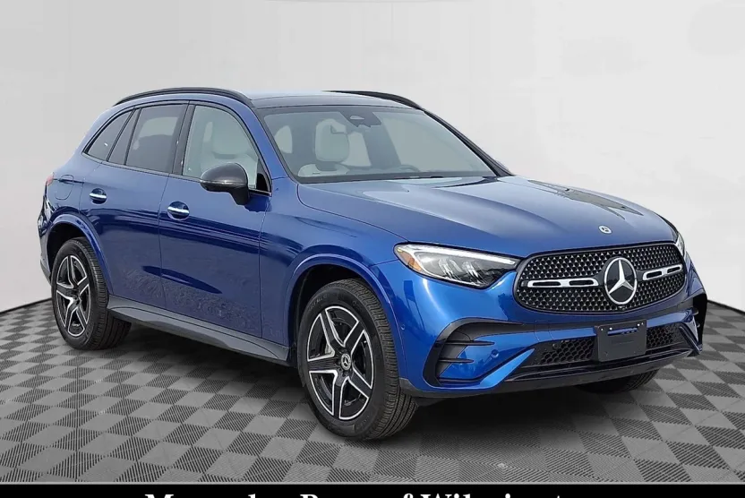 2025 Mercedes Benz GLC 300 4MATIC photo 1