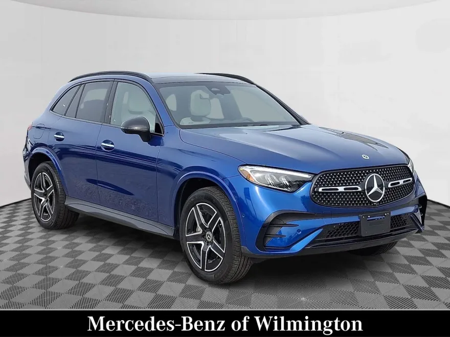 2025 Mercedes Benz GLC 300 4MATIC photo 1