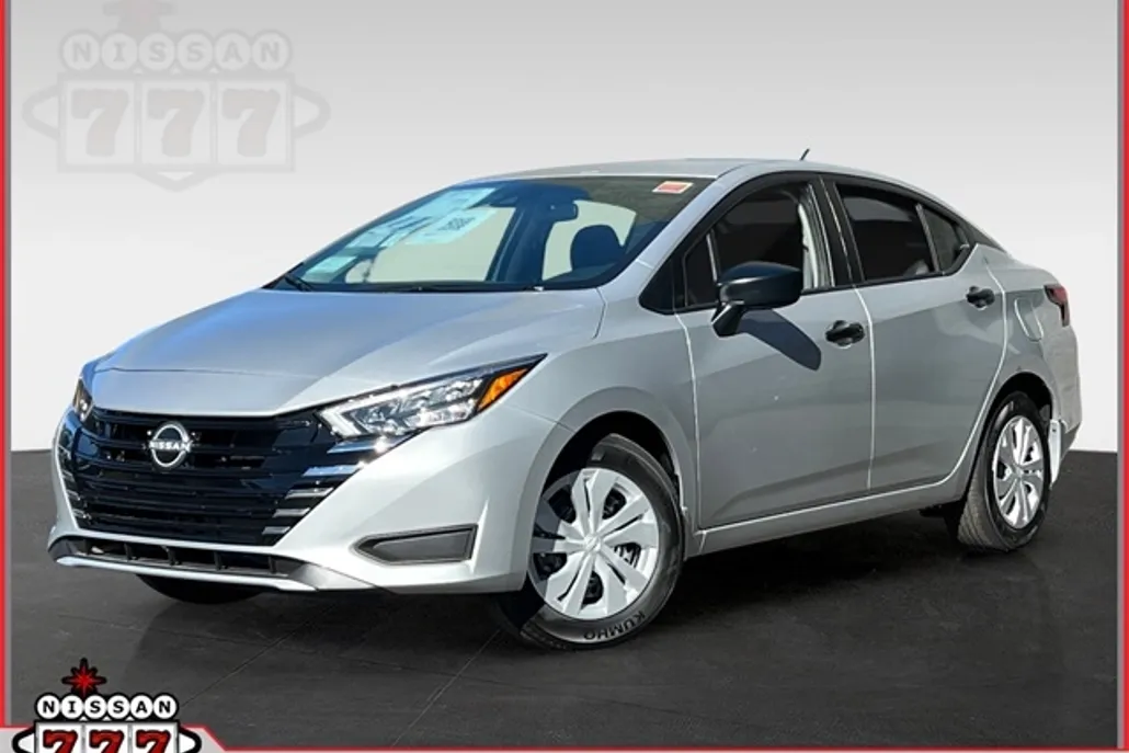2025 Nissan Versa 1.6 S photo 1