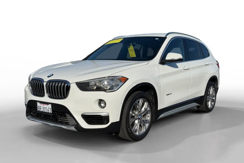 2017 Bmw X1 XDrive28i photo 1
