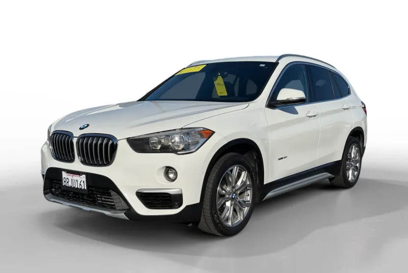 2017 Bmw X1 XDrive28i photo 1