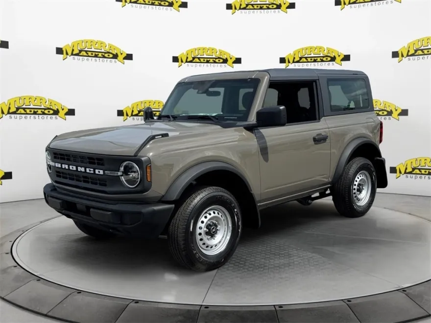 2025 Ford Bronco Base photo 1