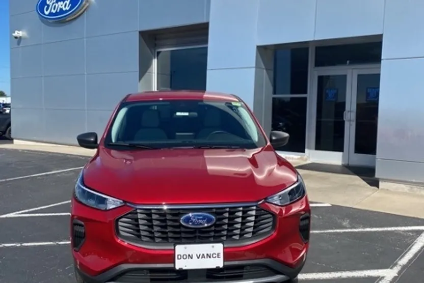 2026 Ford Escape Active photo 1