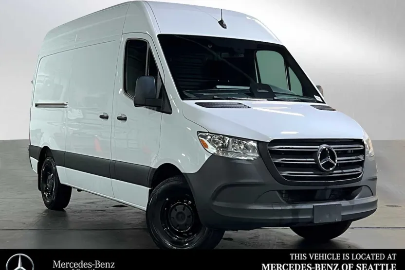 2025 Mercedes Benz Sprinter 2500 Standard Roof photo 1