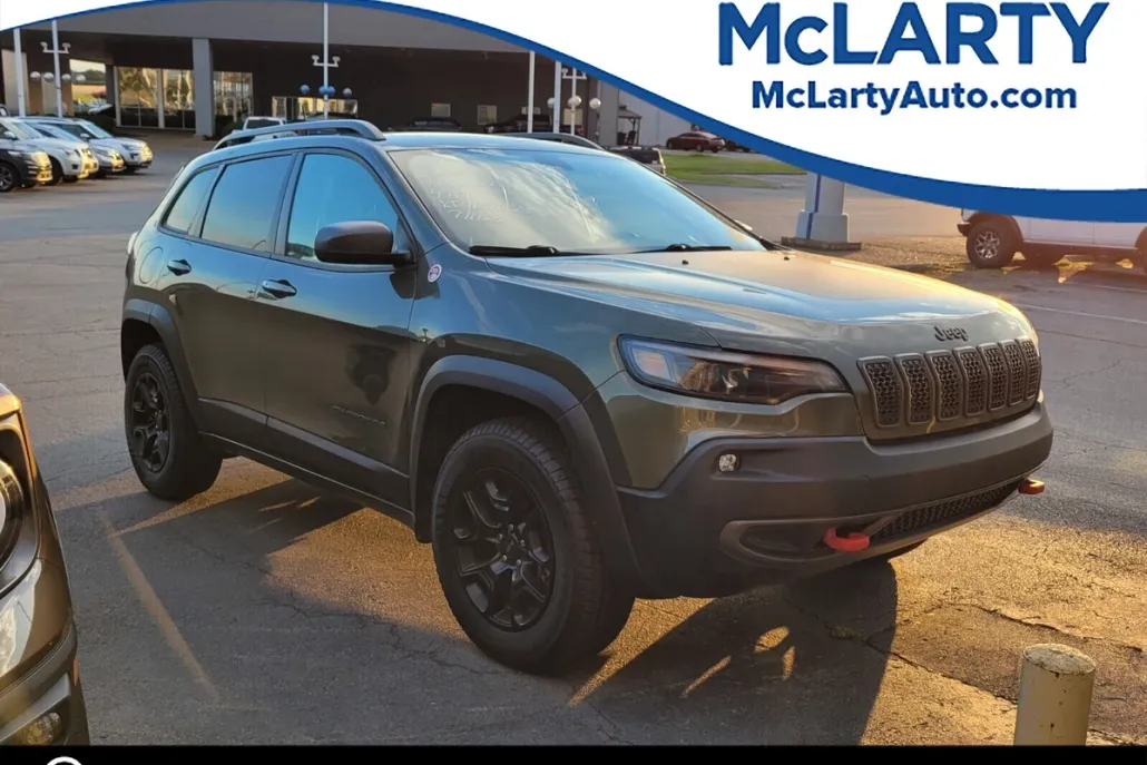 2019 Jeep Cherokee Trailhawk photo 1