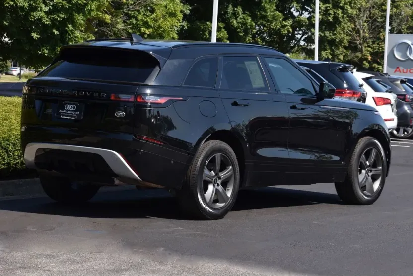 2021 Land Rover Range Rover Velar R-Dynamic S photo 1