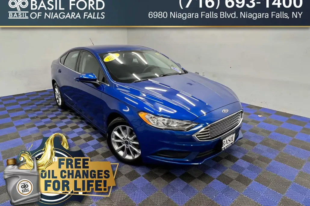 2017 Ford Fusion SE photo 1
