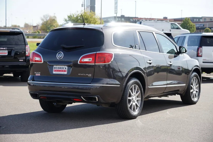 2014 Buick Enclave Leather photo 1
