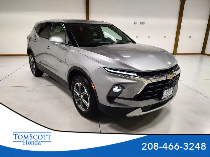 2025 Chevrolet Blazer 2LT photo 1