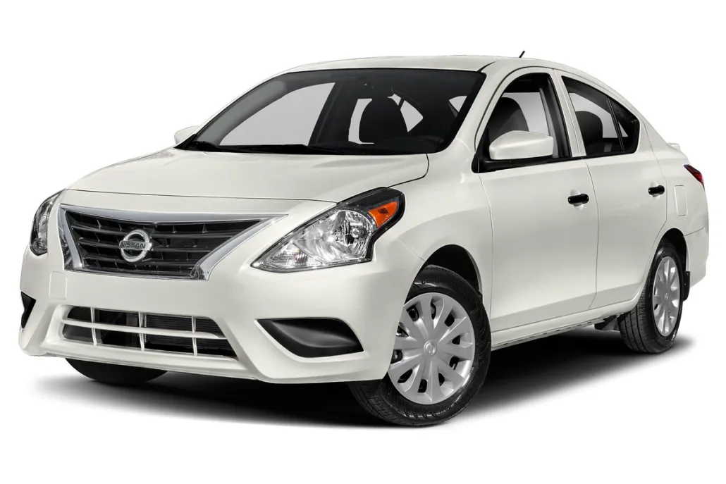 2019 Nissan Versa 1.6 Plus photo 1