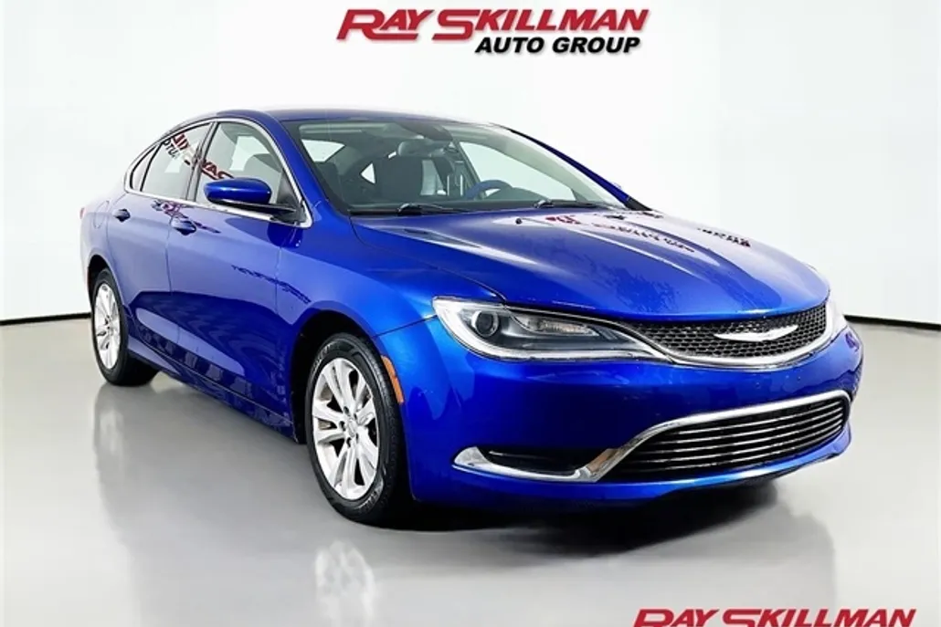 2015 Chrysler 200 Limited photo 1