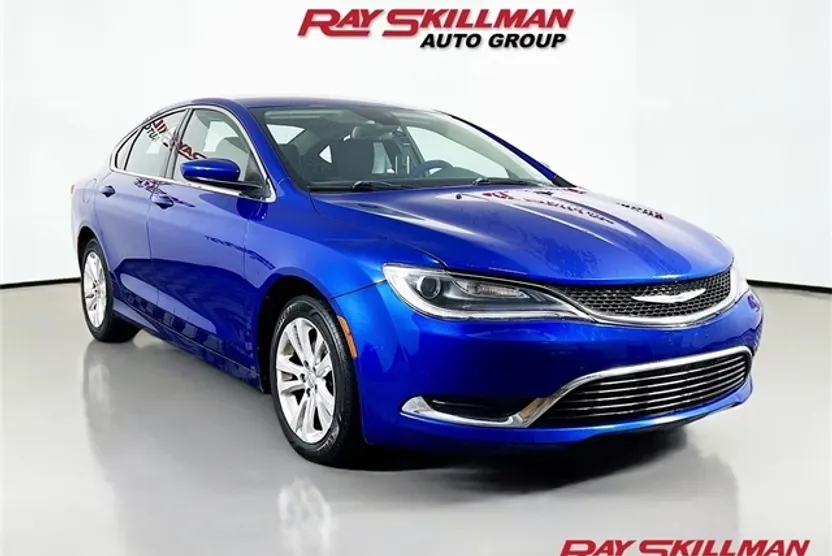 2015 Chrysler 200 Limited photo 1