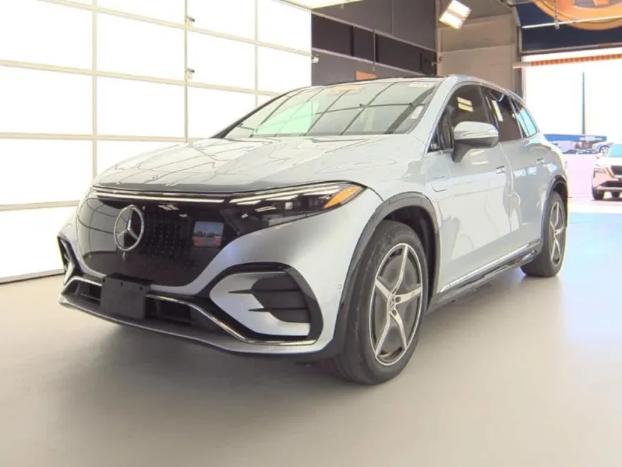 2023 Mercedes Benz EQS SUV 450 4MATIC photo 1