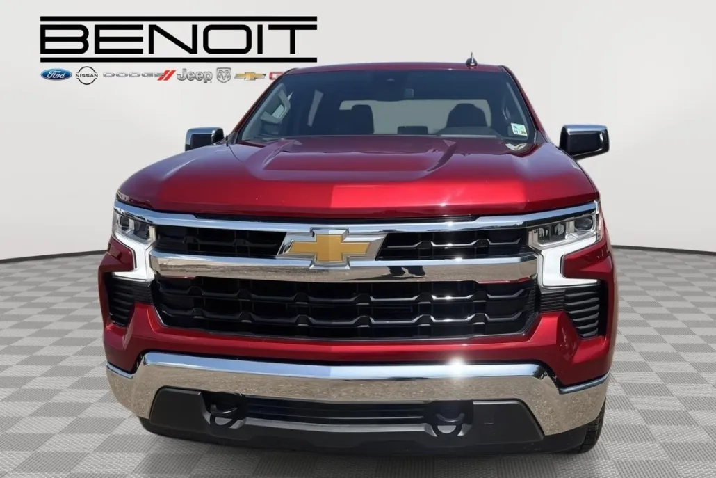 2023 Chevrolet Silverado 1500 LT photo 1