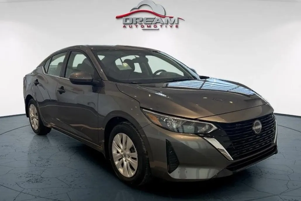 2025 Nissan Sentra S photo 1