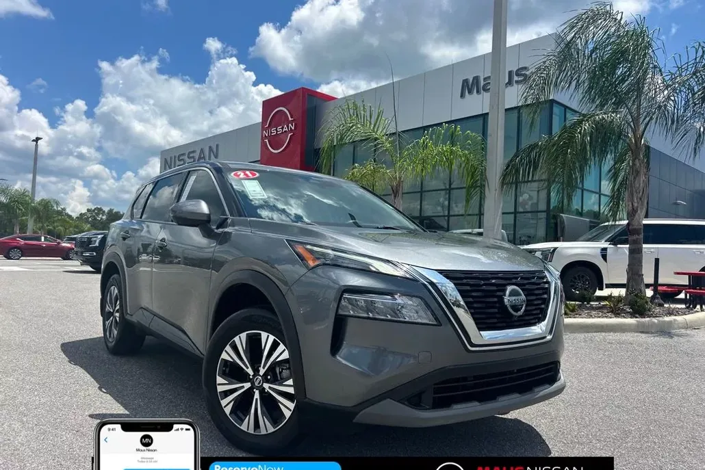 2021 Nissan Rogue SV photo 1