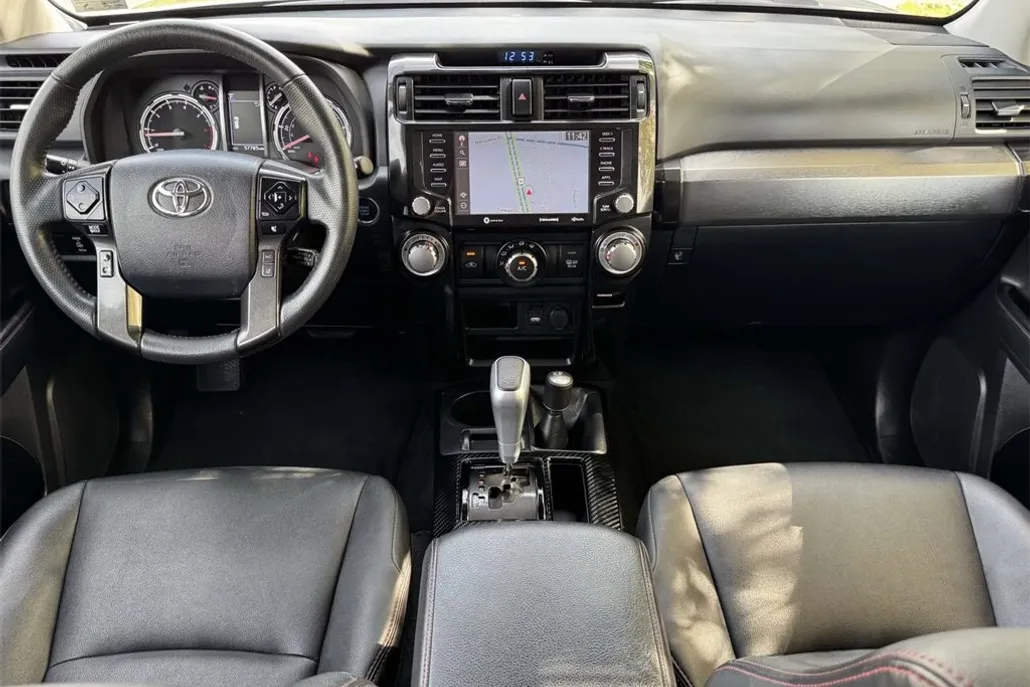 2021 Toyota 4Runner TRD Off-Road Premium 4WD photo 1
