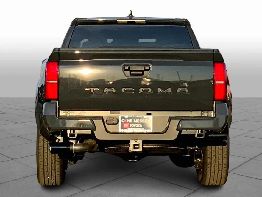 2025 Toyota Tacoma TRD Sport photo 1