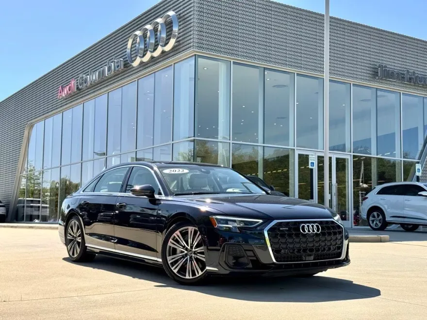 2022 Audi A8 L 55 Quattro photo 1
