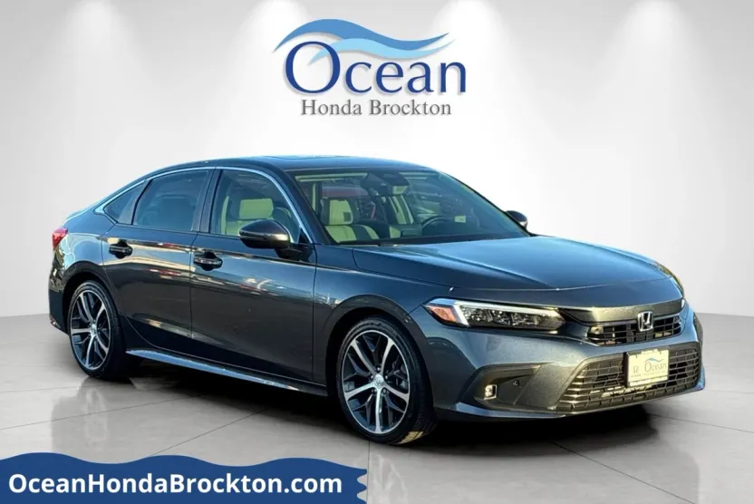 2024 Honda Civic Touring photo 1