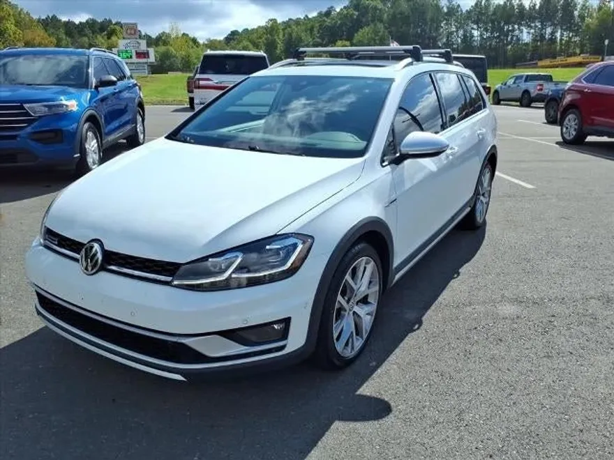 2018 Volkswagen Golf Alltrack TSI SEL photo 1