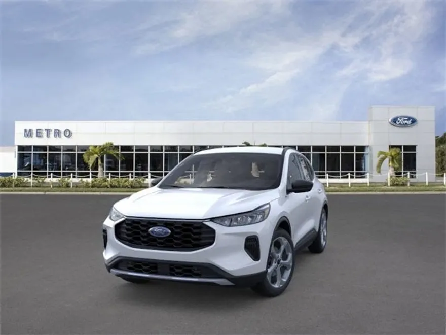 2025 Ford Escape Hybrid ST-Line photo 1