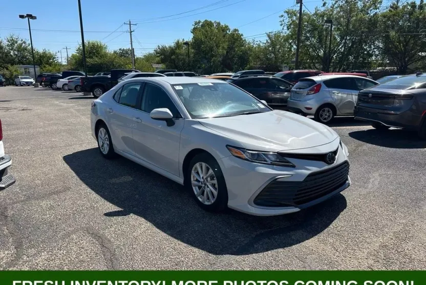 2024 Toyota Camry LE photo 1