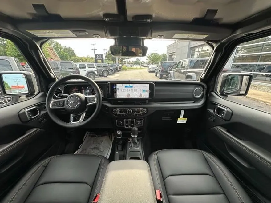2025 Jeep Wrangler Sahara photo 1