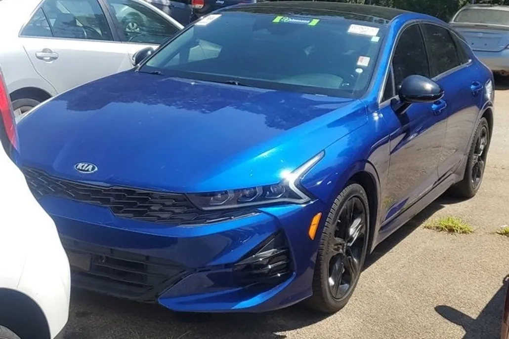 2021 Kia K5 GT-Line photo 1