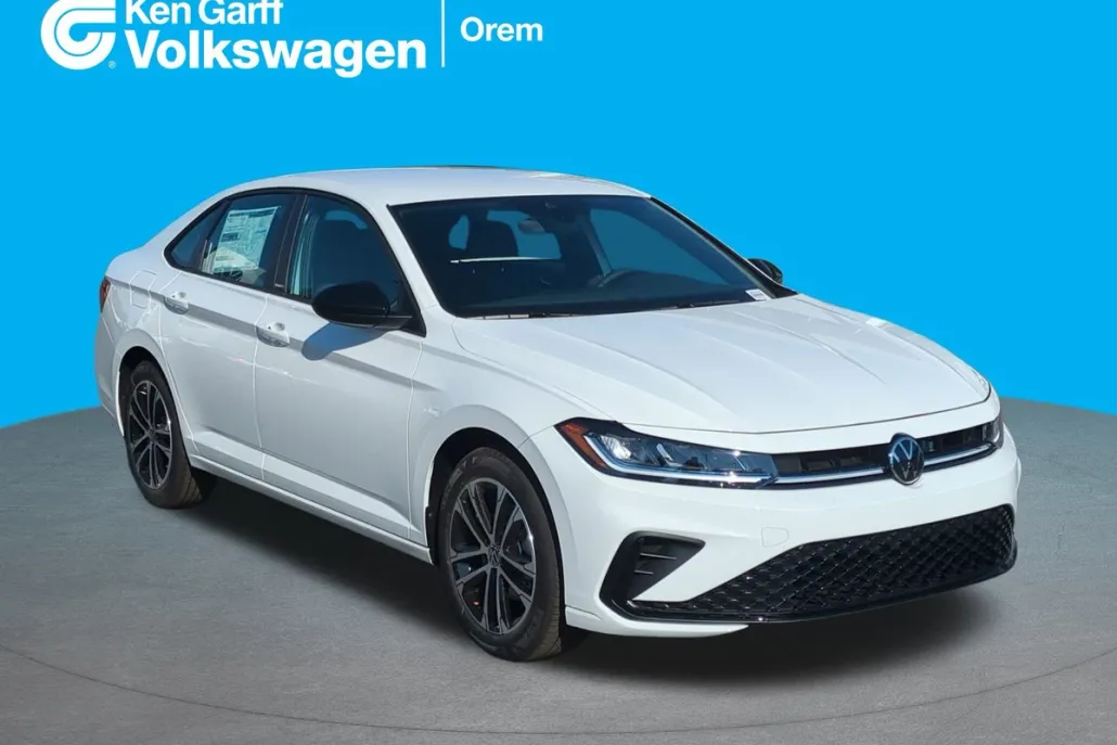 2025 Volkswagen Jetta Sport photo 1
