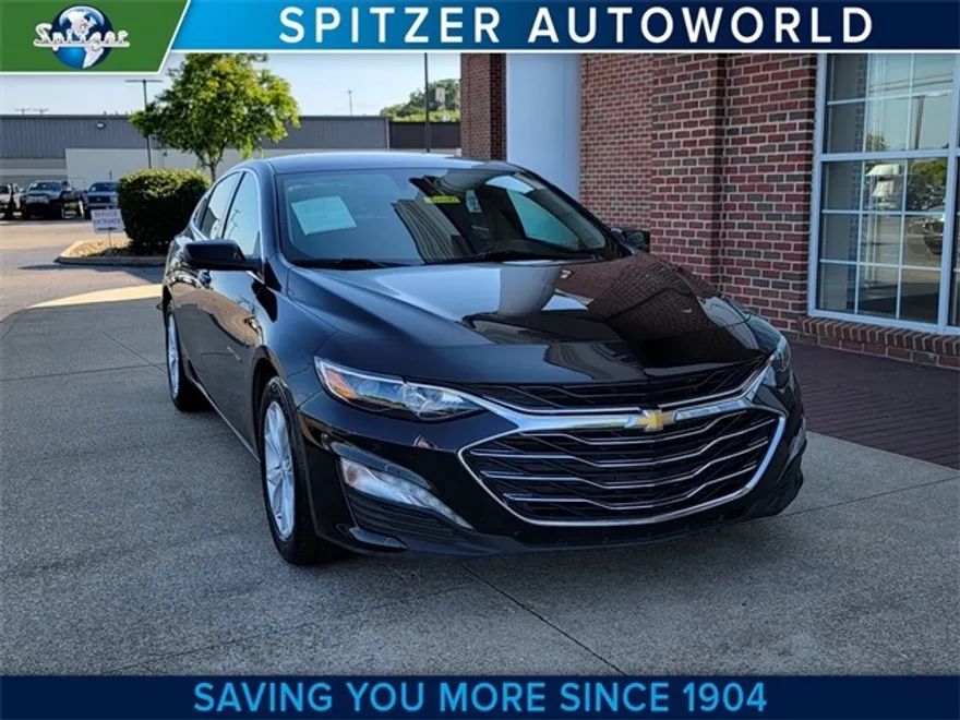 2023 Chevrolet Malibu 1LT photo 1
