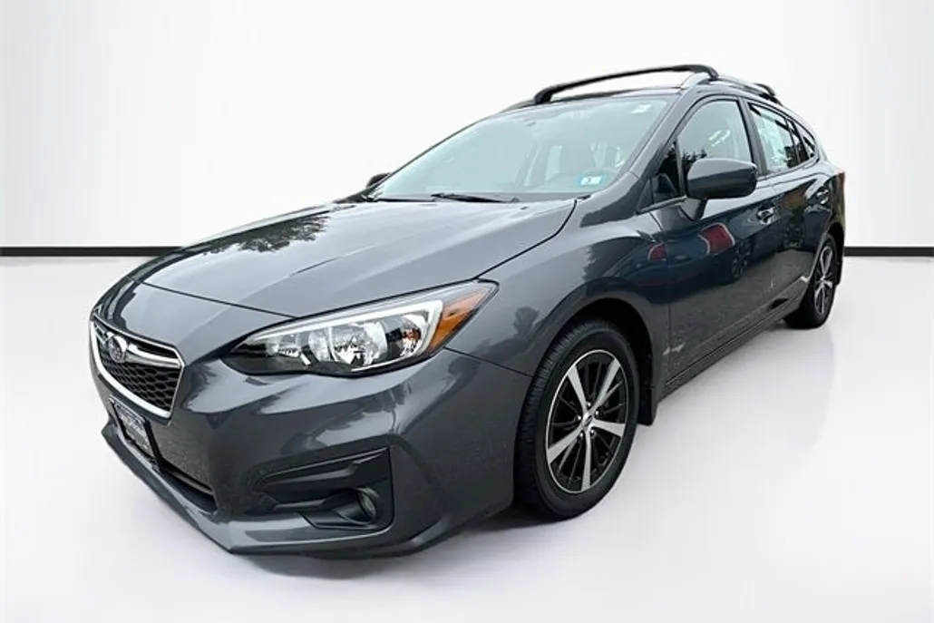 2019 Subaru Impreza 2.0i Premium photo 1