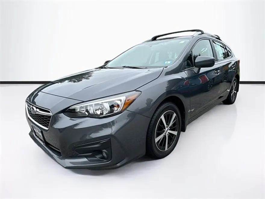 2019 Subaru Impreza 2.0i Premium photo 1