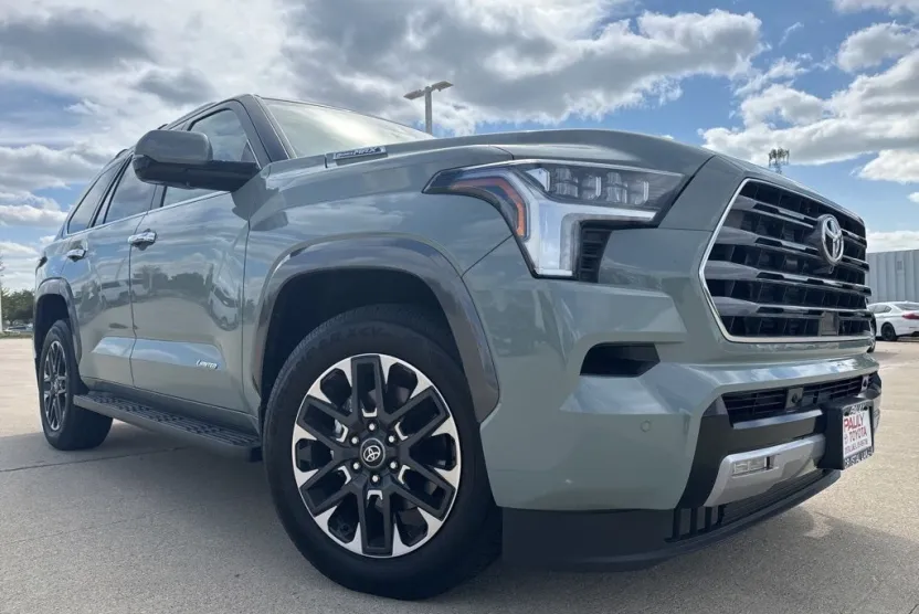 2025 Toyota Sequoia Limited photo 1