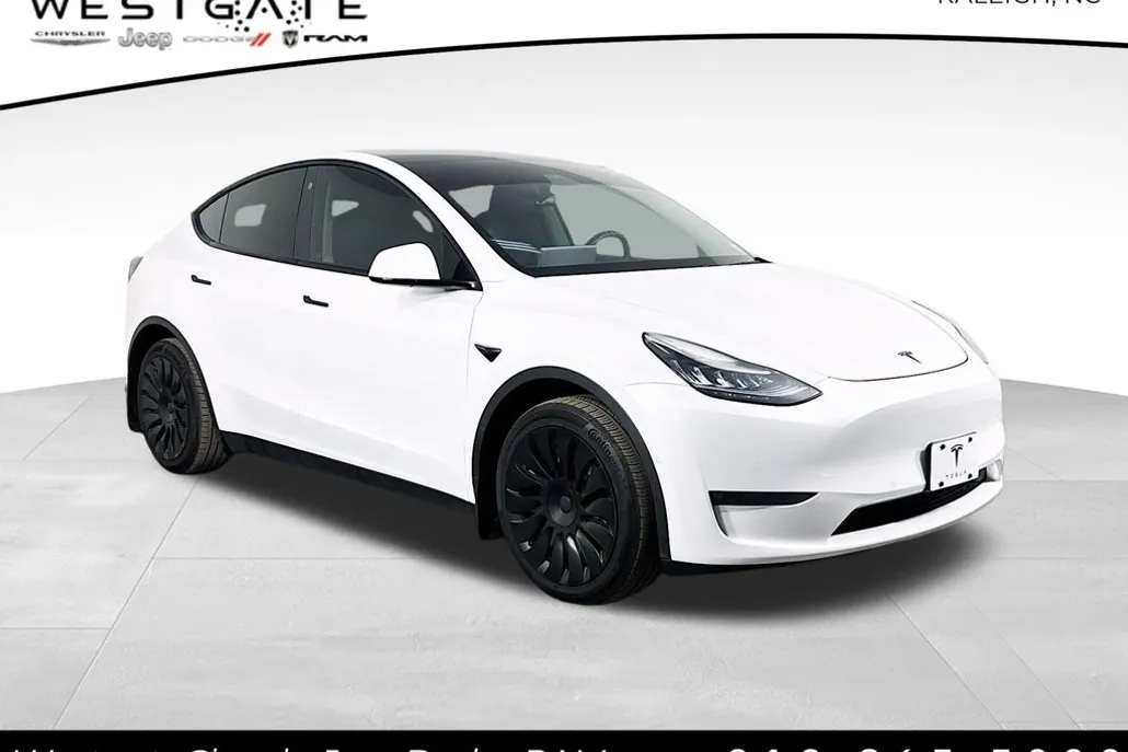 2021 Tesla Model Y Long Range photo 1
