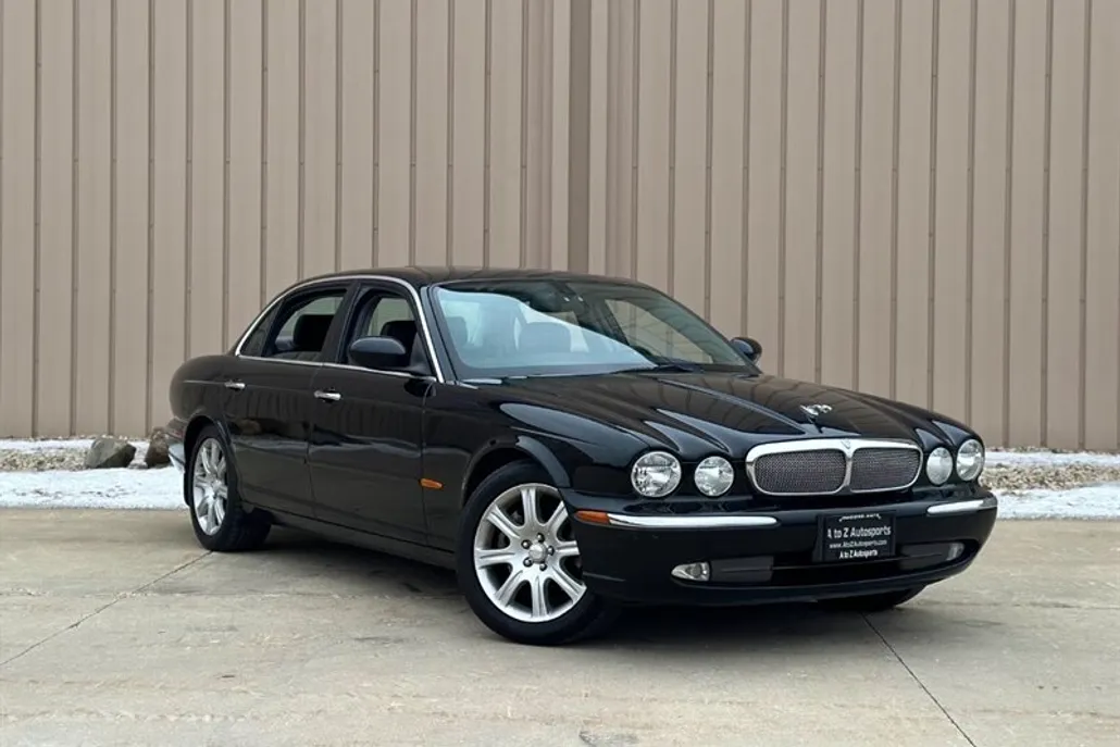 2005 Jaguar XJ 8 L photo 1