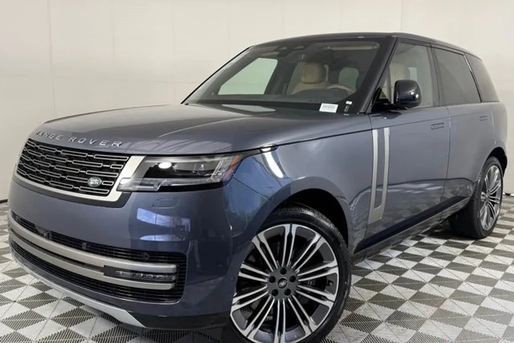 2025 Land Rover Range Rover SE photo 1