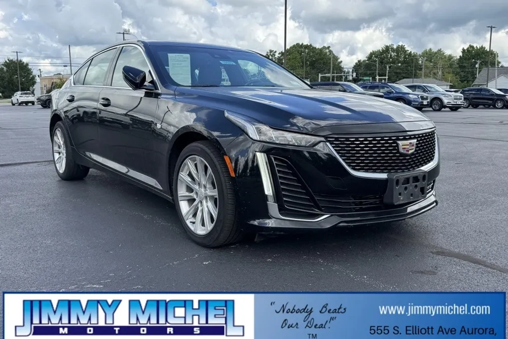 2022 Cadillac CT5 Luxury photo 1