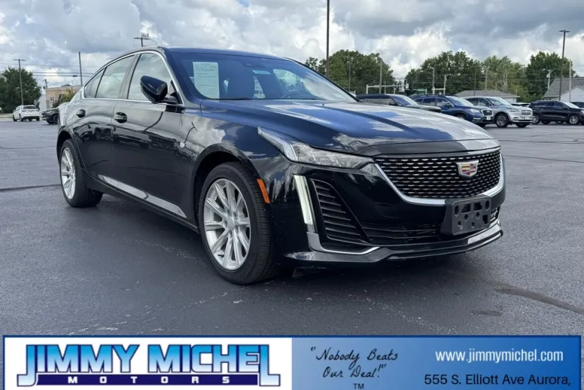 2022 Cadillac CT5 Luxury photo 1