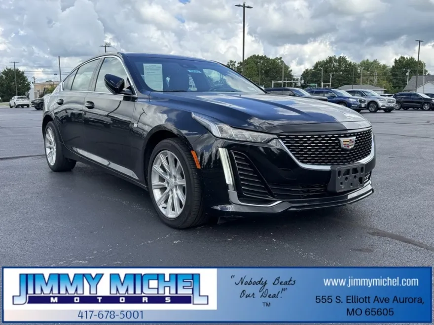 2022 Cadillac CT5 Luxury photo 1