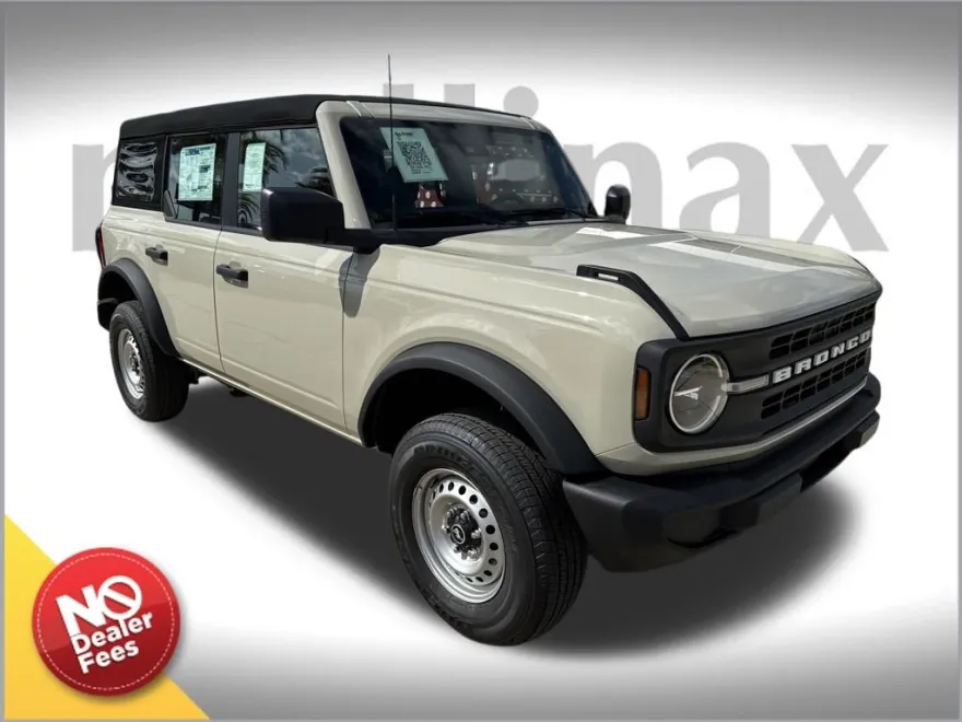 2025 Ford Bronco Base photo 1