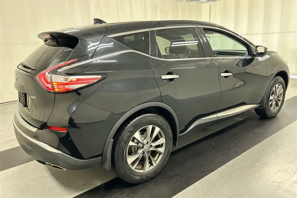 2018 Nissan Murano S photo 1