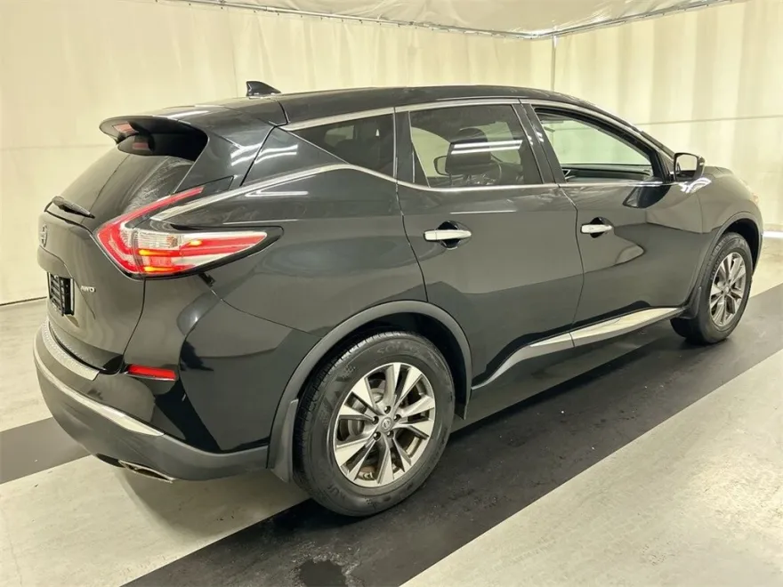 2018 Nissan Murano S photo 1