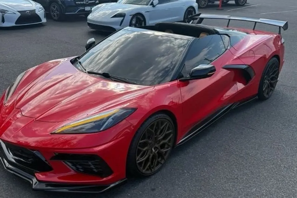 2023 Chevrolet Corvette Stingray 2LT photo 1