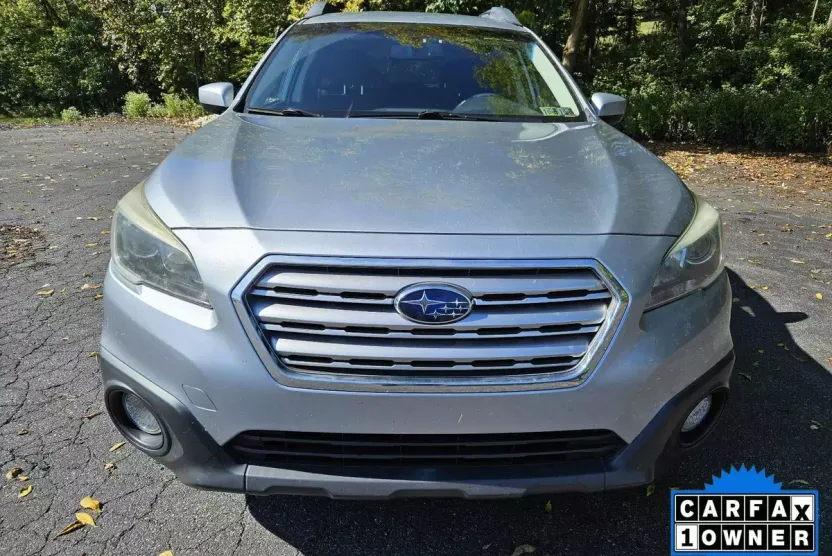 2015 Subaru Outback 2.5i Premium photo 1