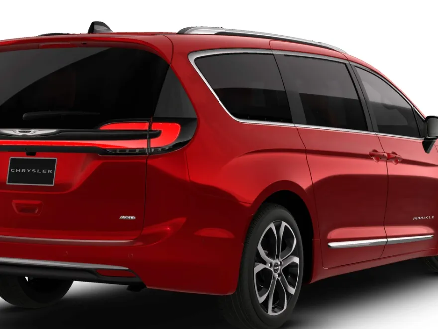 2026 Chrysler Pacifica Pinnacle photo 1